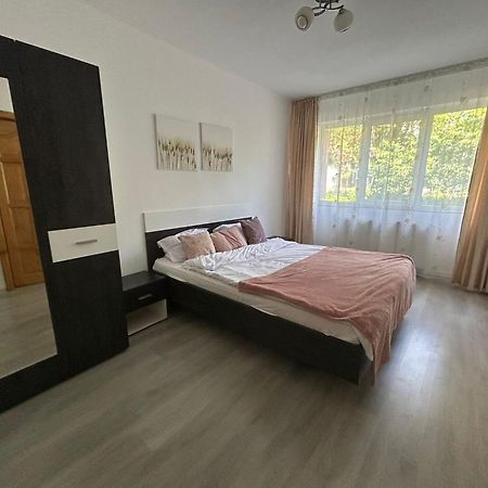 Aparthotel Brasov Neptun ภายนอก รูปภาพ
