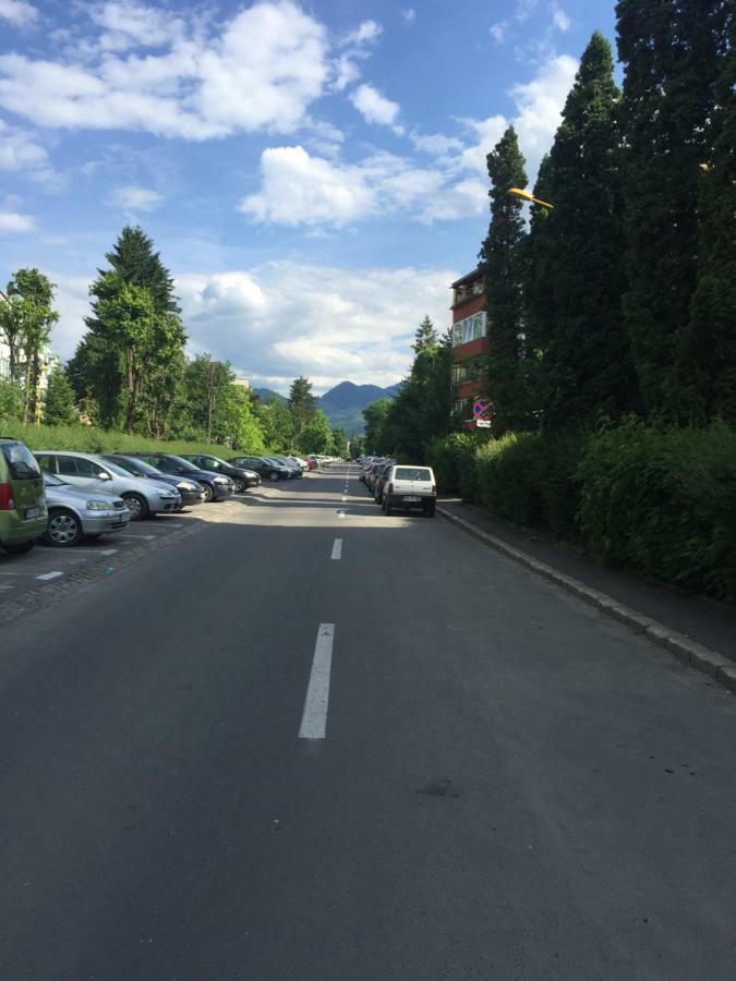 Aparthotel Brasov Neptun ภายนอก รูปภาพ